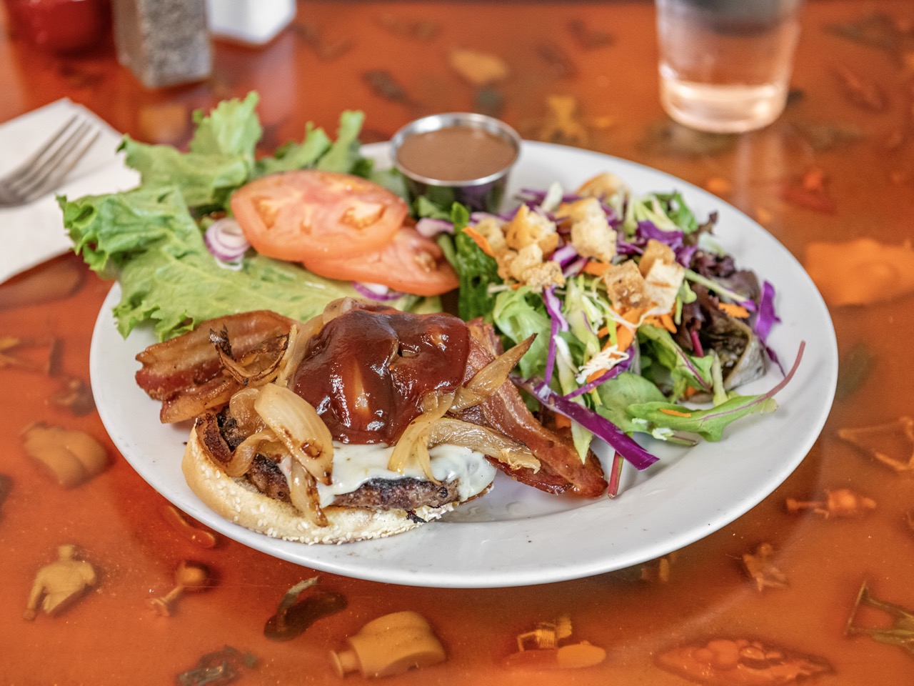 Rudy's Western Bacon Burger